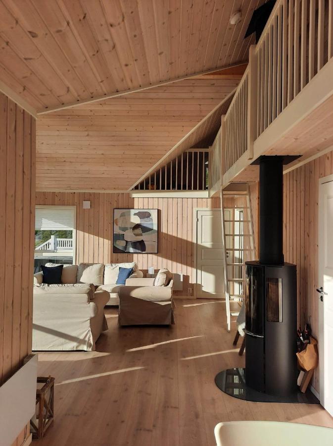 Cabin Panorama Lofoten With Jacuzzi Magic View Offersoya Exterior photo